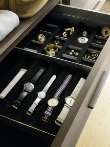 Uno Detail Schublade Cztery kroki do idealnej garderoby